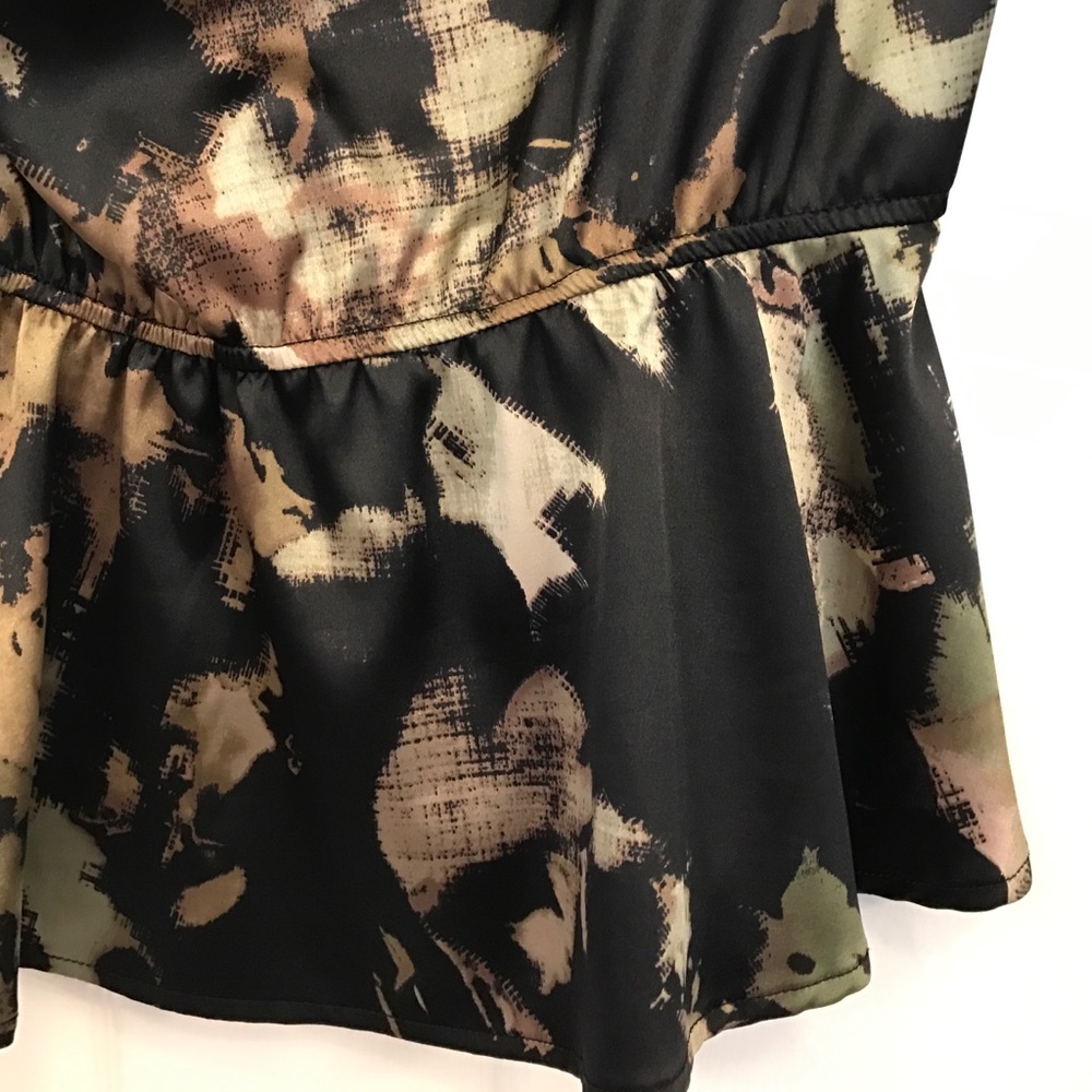 Pleione beige, gold and black peplum shiny top. - Picture 2 of 4